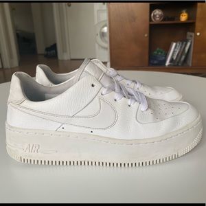 Nike AF1 Sage Low Platform
